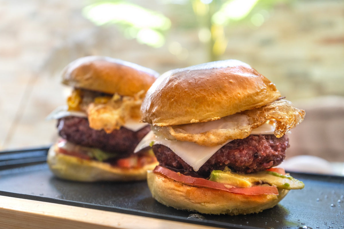 Hamburguesa de Carne Madurada – Sabor Intenso y Textura Exquisita - Vaca Negra