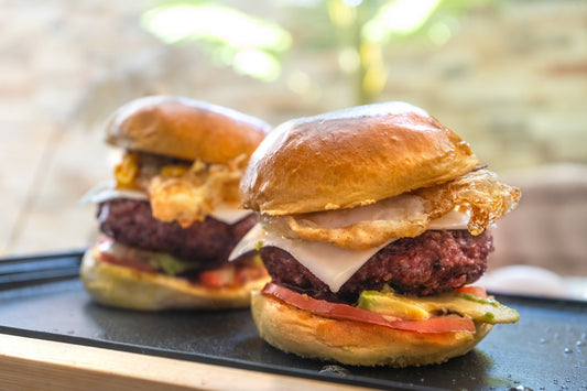 Hamburguesa de Carne Madurada – Sabor Intenso y Textura Exquisita - Vaca Negra